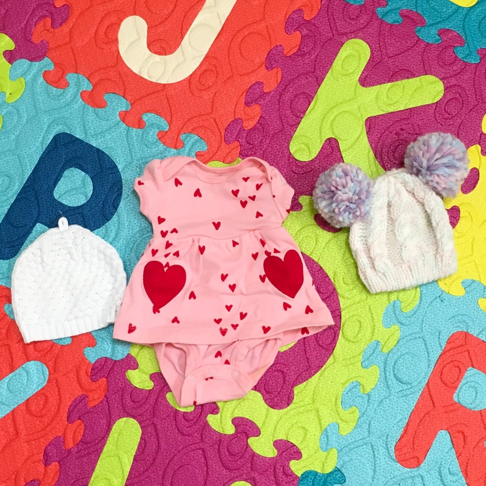 Newborn onesie two hats